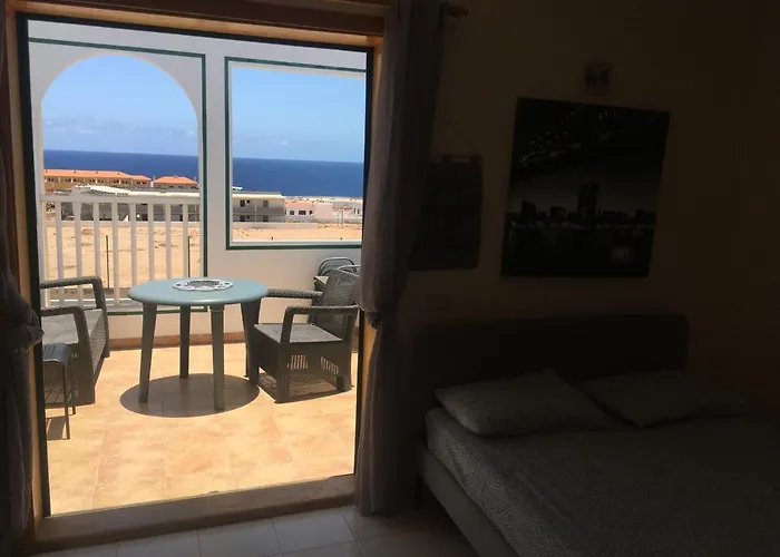 Caleta Paraiso 127 *